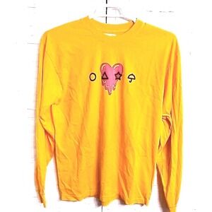 Emotionally Unavailable x Squid Games Red Light Green Light Long Sleeve Medium‎